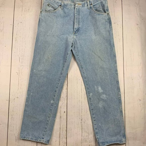 Wrangler 38x30 Straight Fit Faded Mid Rise Light Blue Jeans Pants Denim Mens - Picture 1 of 12